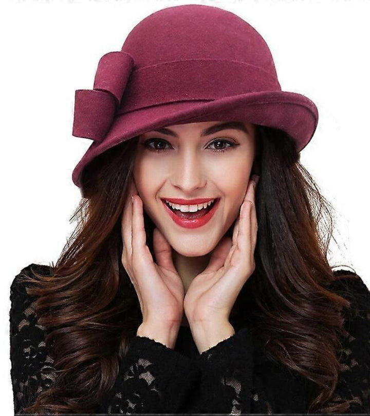 Magnolia – Elegáns, széles karimájú cloche kalap