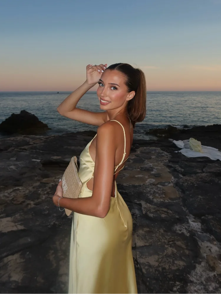 Kevisse - elegáns, kényelmes ruha