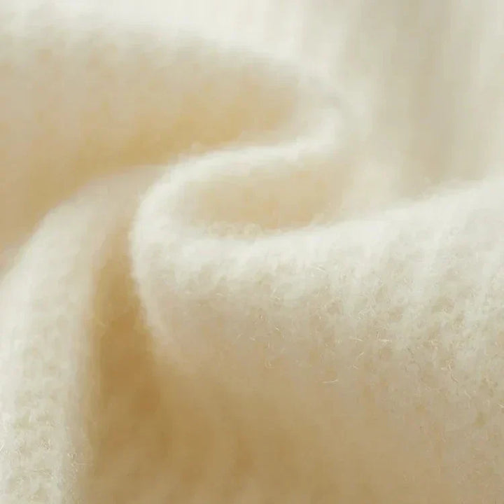 Zyras - ultrapuha kapucnis pulóver