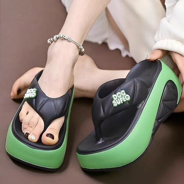 Avyra - Stílusos platform talpú lábujjközti szandál